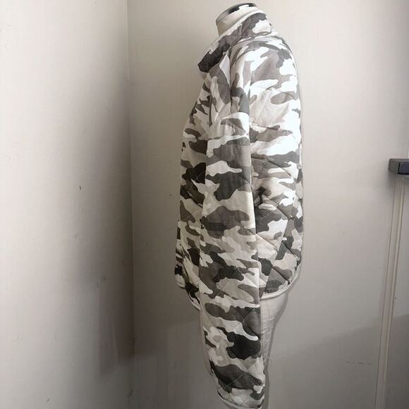 NWT Kensie Jeans Lightweight Camouflage Quilted Snap Front Jacket Sz Medium - Picture 6 of 11